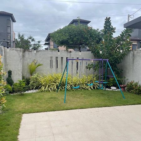 Seafront Residences Vacation Getaway San Juan  Exterior photo